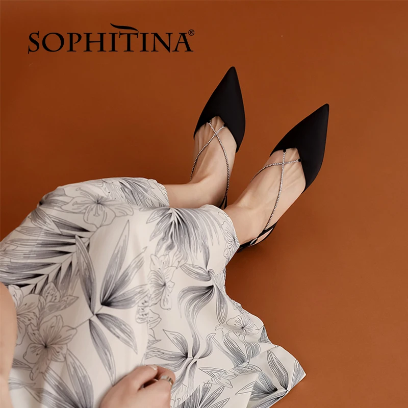 

Сандалии SOPHITINA женские на плоской подошве, стильные элегантные шелковые туфли с заостренным носком, с ремешком на пятке, модная летняя обувь...