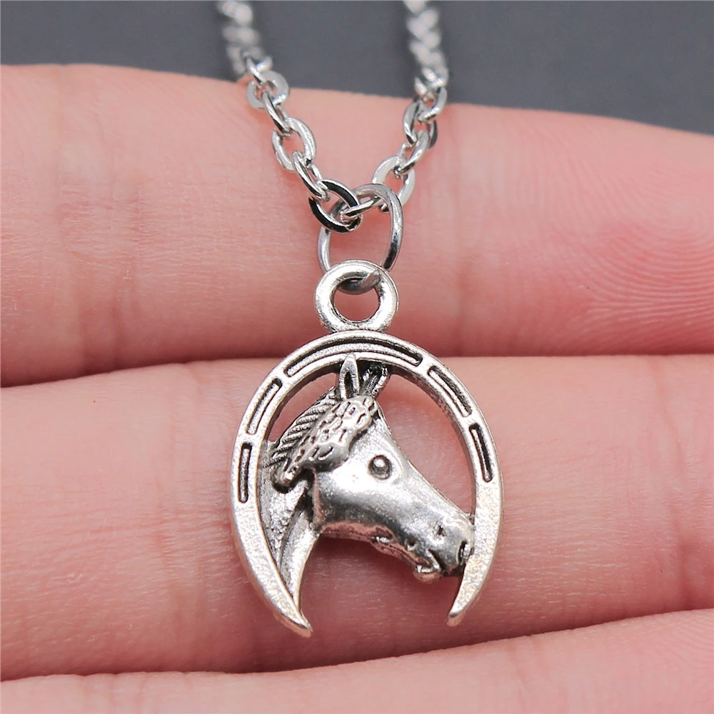 Простой 2 Цвета 21x15 мм лошадь и Подкова Очаровательная подвеска ожерелье для