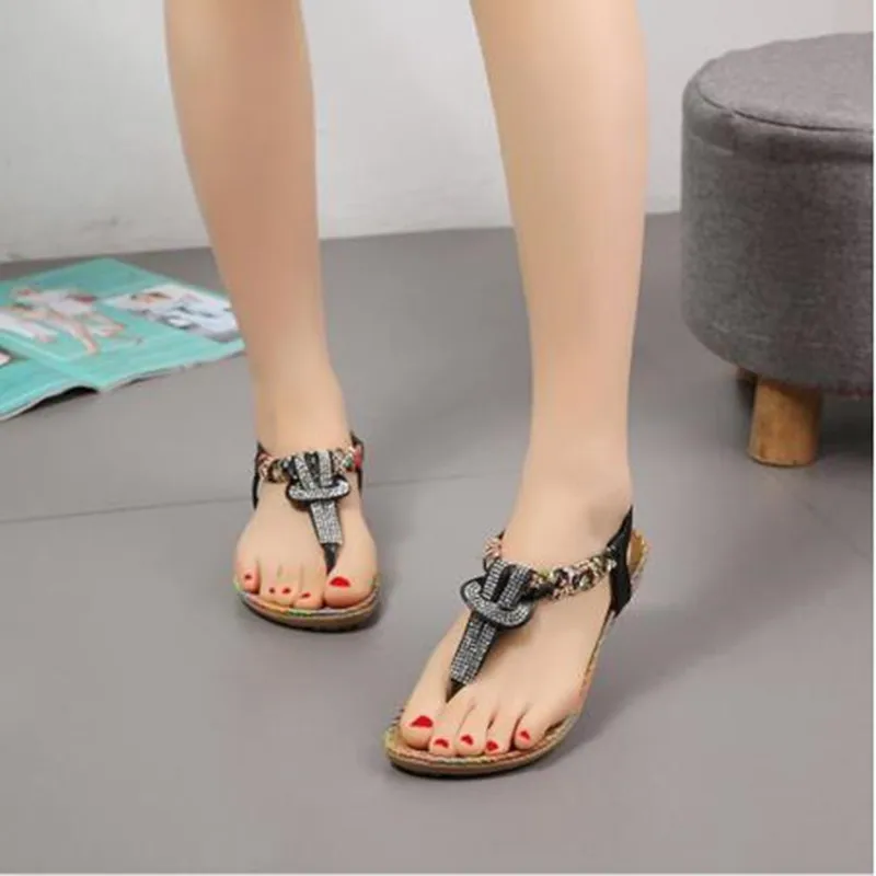 Фото Женские сандалии на плоской подошве Украшенные бусинами с открытым носком Обувь
