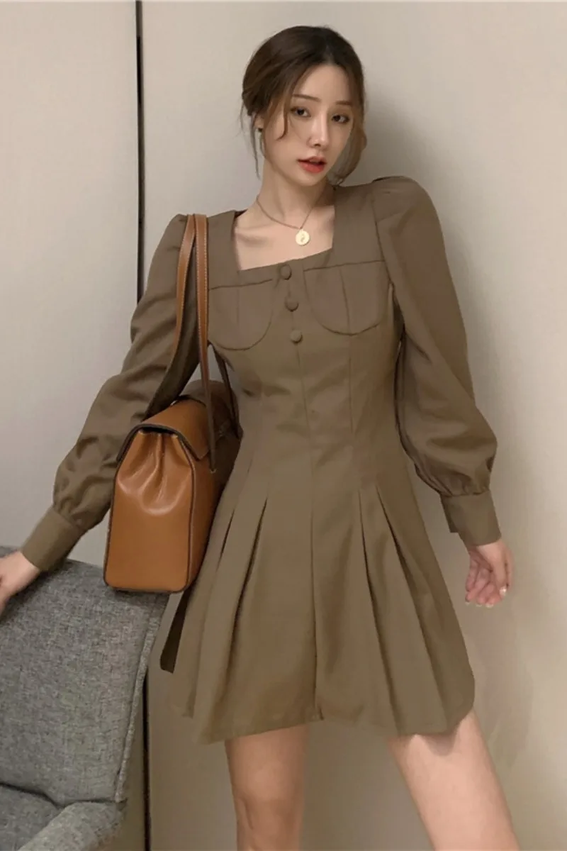 

Temperament Dress Women 2020 Autumn And Winter New French Style Square Neck Bubble Sleeve Thin Bottom A-line Skirt Short Skirt