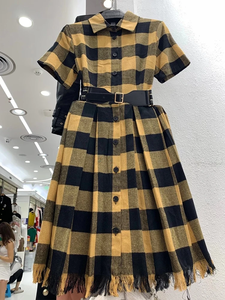 

Free shipping lapel single-breasted straps waist waist retro plaid loose big hem dress ladies summer new style hem tassel
