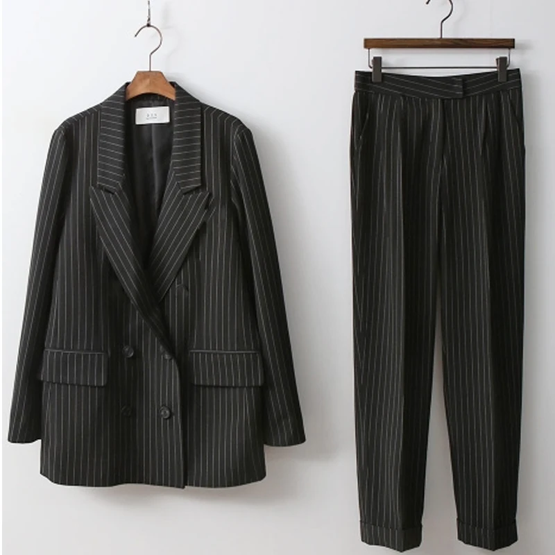 Женский офисный костюм двубортный блейзер в полоску и брючные костюмы высокое