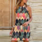 Женское свободное мини-платье без рукавов, повседневное разноцветное платье с принтом, украшенное металлическими вставками, с вырезом лодочкой, со стразами, летняя модель