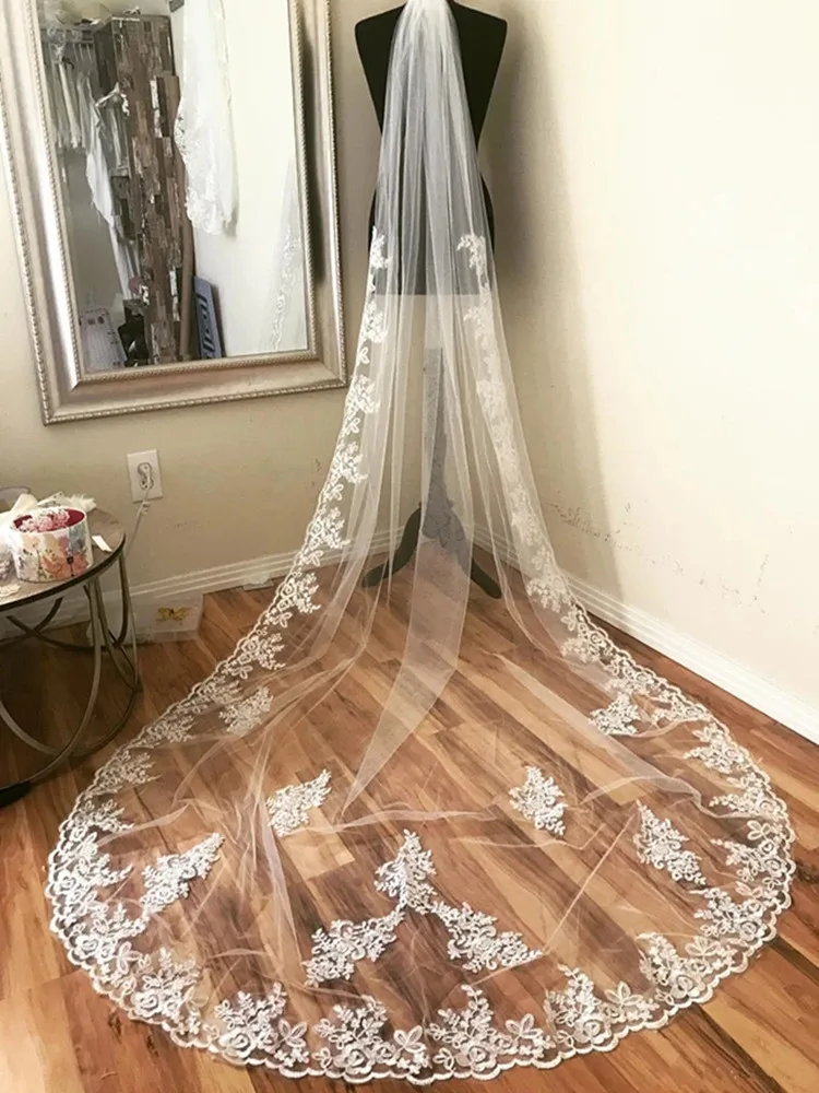 Elegant Wedding Accessories Appliques Tulle Long Cathedral Wedding Veils Lace Edge 1T Bridal Veil 3 Meters Veu De Noiva