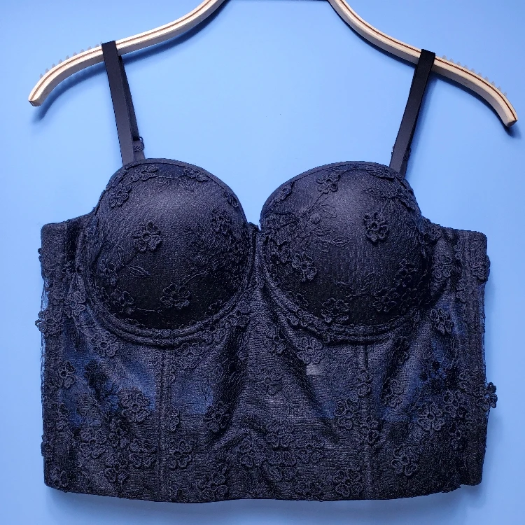2020 Young Ladies Spring Summer Fashion Style Pure And Fresh Color Flower Lace Four Leaf Flower Embroideried Sexy Romantic Vest