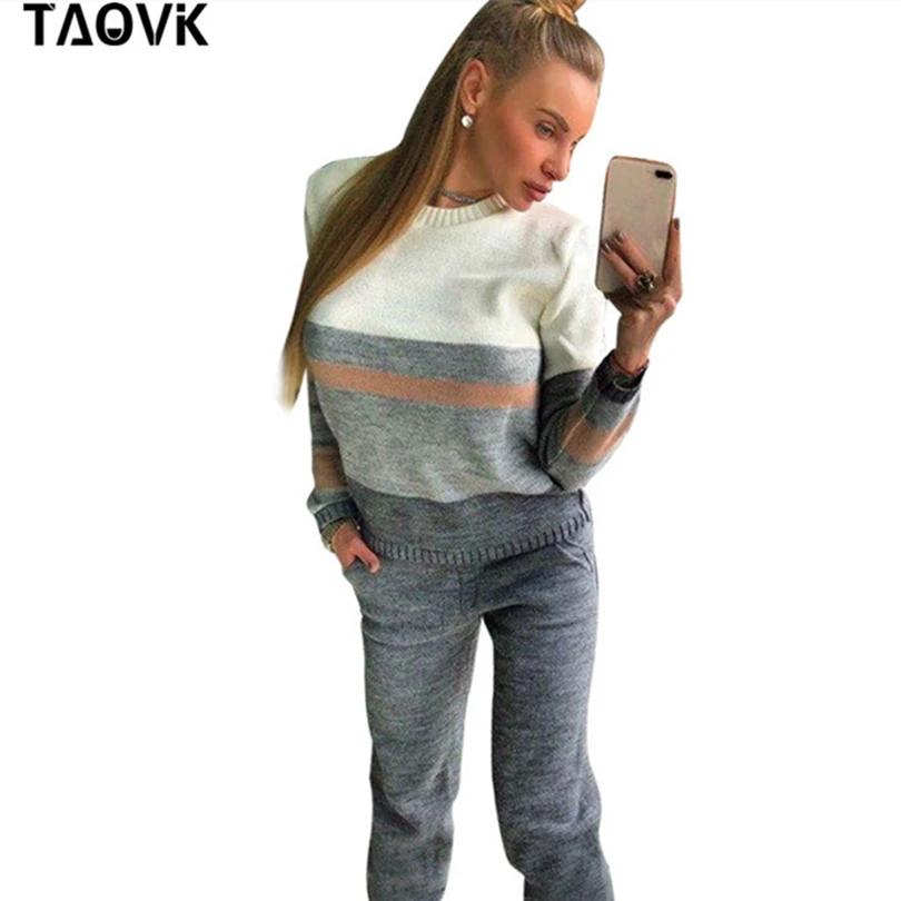 White-Grey TAOVK, удобный женский свитер, костюмы, вязаный спортивный костюм, многоцветные, с вырезами и шитьем, джемпер, пуловеры+ штаны, комплект из двух предметов, наряды - Цвет: White-Grey