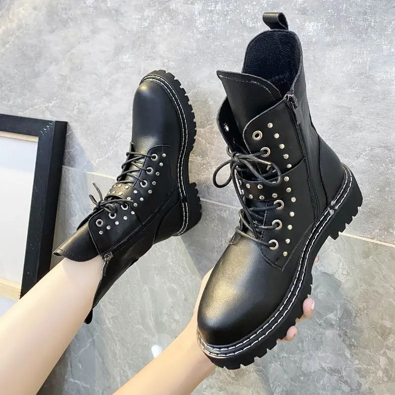 Online Mode Sepatu Bot Martin Besar Wanita Musim Gugur Musim Dingin 2021 Sepatu Bot Pendek Ritsleting Samping Platform Tahan Air Korea Baru Sepatu Bot Wanita