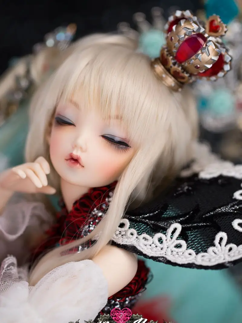 Шарнирная кукла минифи Мио из смолы Товары в наличии |