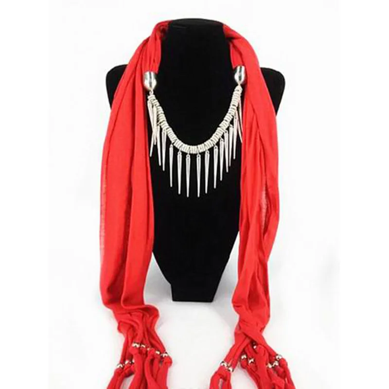 

Новая мода шарф для женщин ювелирные изделия очаровательный шарф с кисточками в стиле «панк» Стиль Femme элегантные шаль Mujer Colgante Bufanda Vrouwen пал
