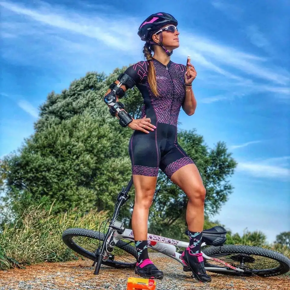 skinsuits 10 Frenesi, Женский облегающий костюм из лайкры, на заказ, с длинным рукавом, Женский костюм для велоспорта, Mtb, для езды на велосипеде, одежда для спорта на открытом воздухе - Цвет: skinsuits 10