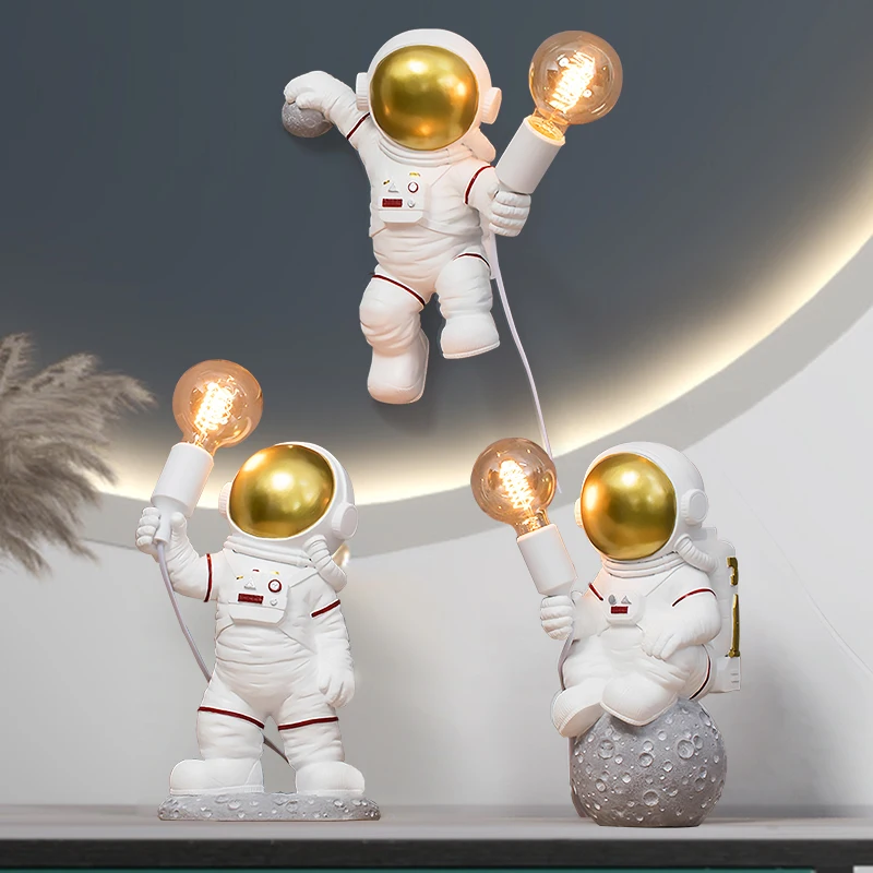

Modern Astronaut Table Lamps Art Deco Resin Desk Lamp Bedroom Creative Living Room Loft Decor Space Man LED Desk Light Fixtures