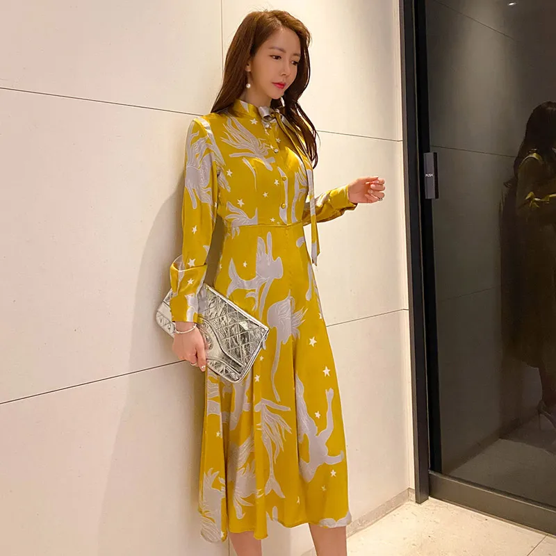 

2020 summer new Korean temperament bow tie lace waist print big swing fashion dress Office Lady Polyester