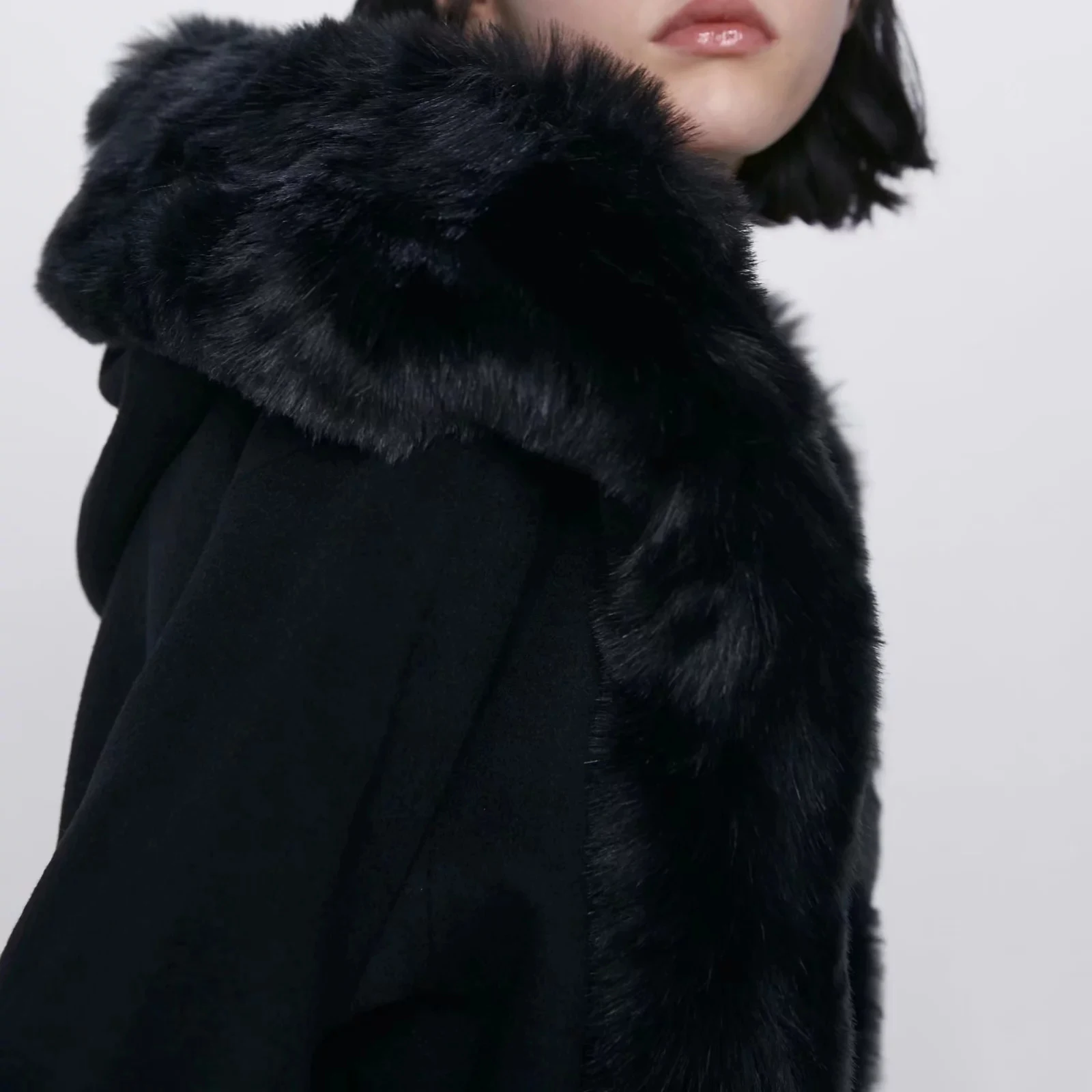 Женское шерстяное пальто ZA повседневное теплое с меховым воротником и поясом на