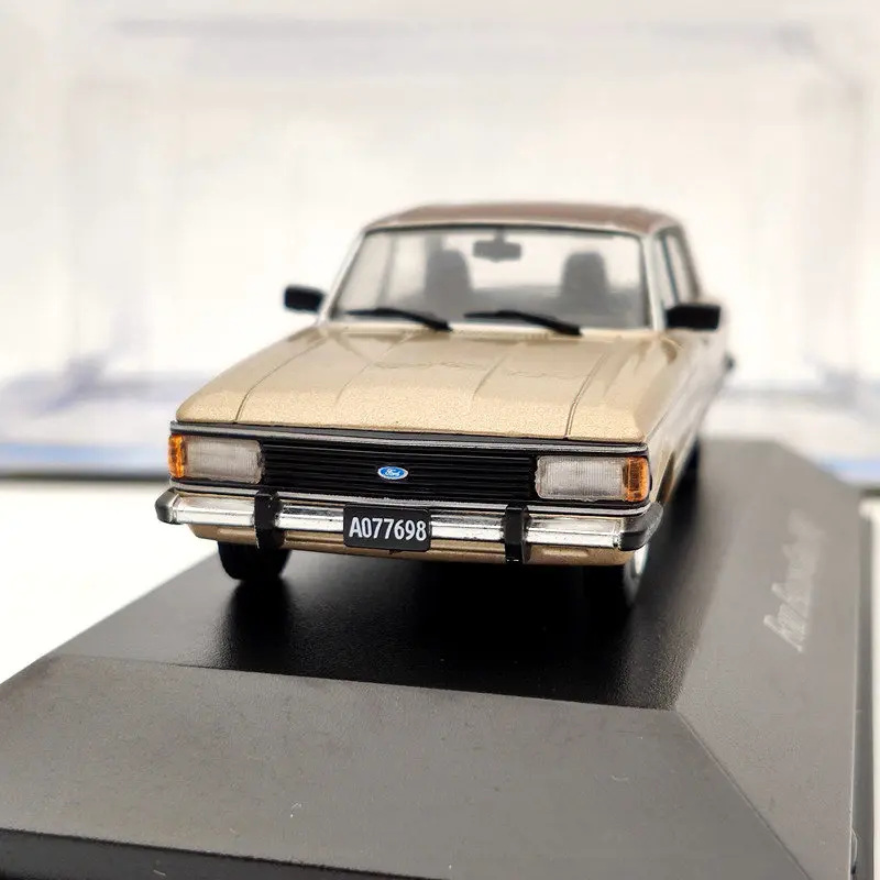 IXO 1/43 для Ford Falcon Ghia 1982 Gold литые модели лимитированная коллекция |