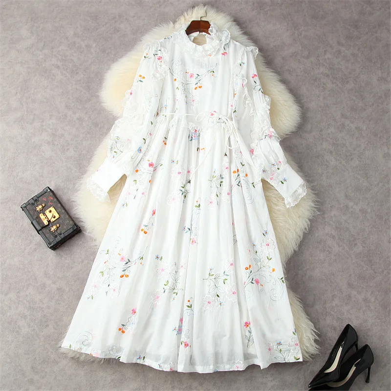 

2021 Autumn Fashion Lace Ruffles Floral Embroidery Dress Long Maxi Dress Women Loose Waist White Party Vintage Vestidos