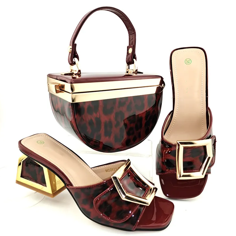 

Pretty Wine Italian Design Patent Leather Shoes and Bag For Party Nigerian Fashion Women Shoes and Bag Comfortable Set b111-15