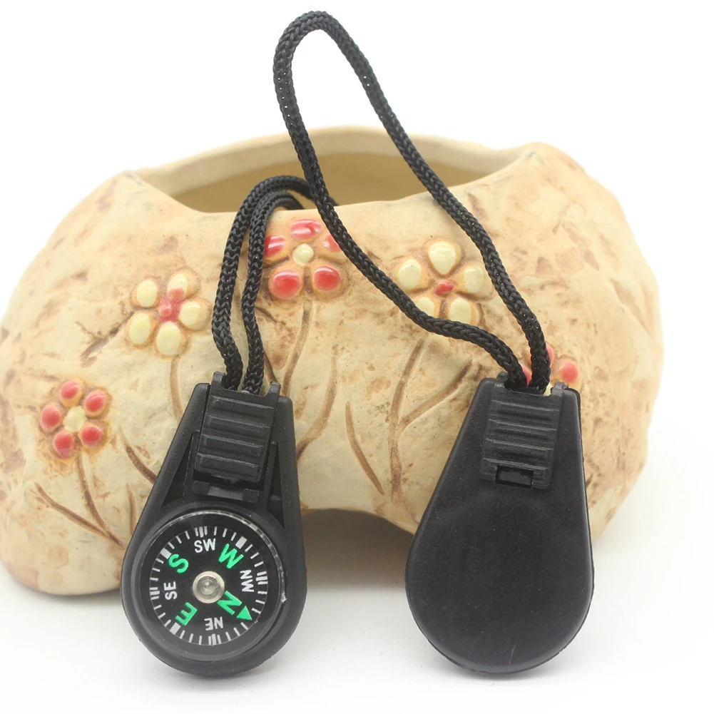 

1*Outdoor Mini Compass Portable Off-Road Survival Training Clip Multifunctional Outdoor Portable Compass