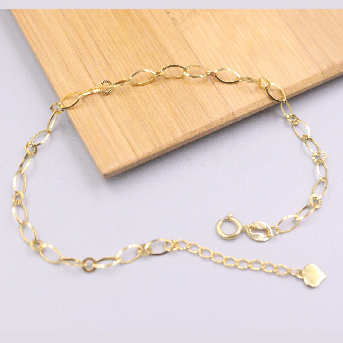 

Au750 Real 18K Yellow Gold Bracelet Woman's Carved Circle Female's Rings Link 7.5''L Flower Charms Best Gift