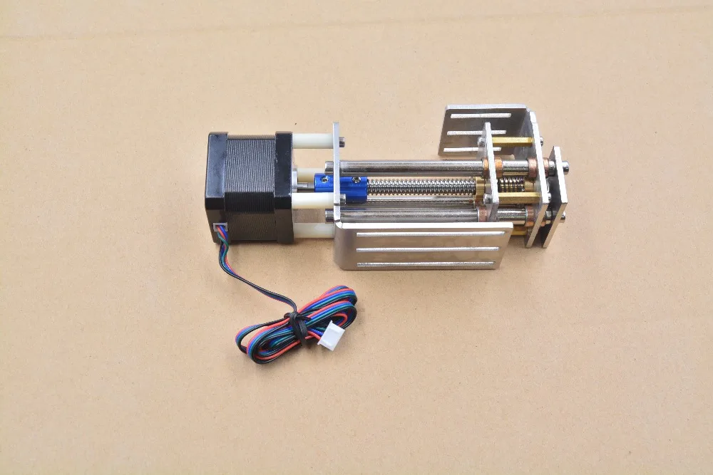 Деревообрабатывающий гравировальный станок скользящий стол 60 мм 150 ход 3 оси ЧПУ Z