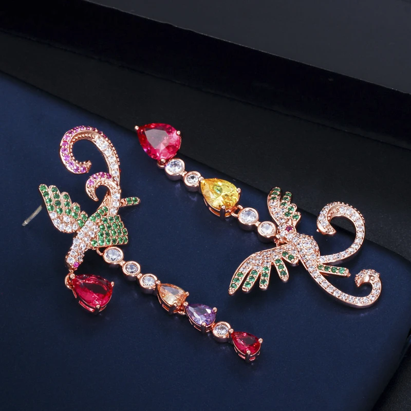 Серьги-подвески женские Трехгранные Асимметричные разноцветные с фианитами ER161 |