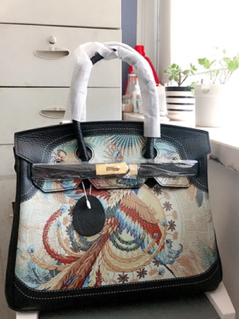 

Luxury brand women Handbag horse pattern genuine leather cowhide shoulder Bag fashion design