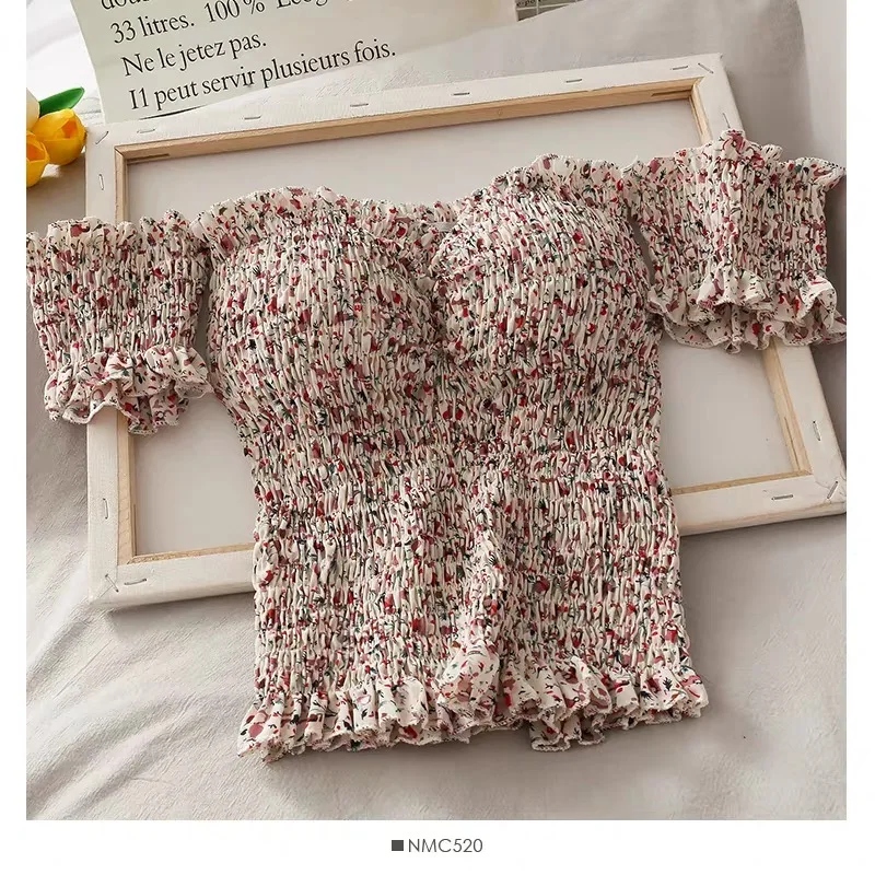 

Retro floral small fresh fungus folds word shoulder shirt female new tight-fitting thin short shirt summer belt chest pad