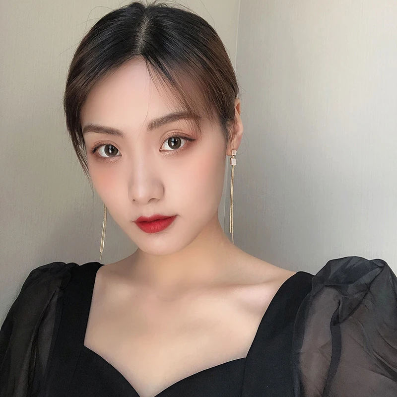 

Fashion Geometric Squares Tassel Earrings Temperament Long New Korea Trendy Resin Stud Earrings for Women Dinner Party Jewelry