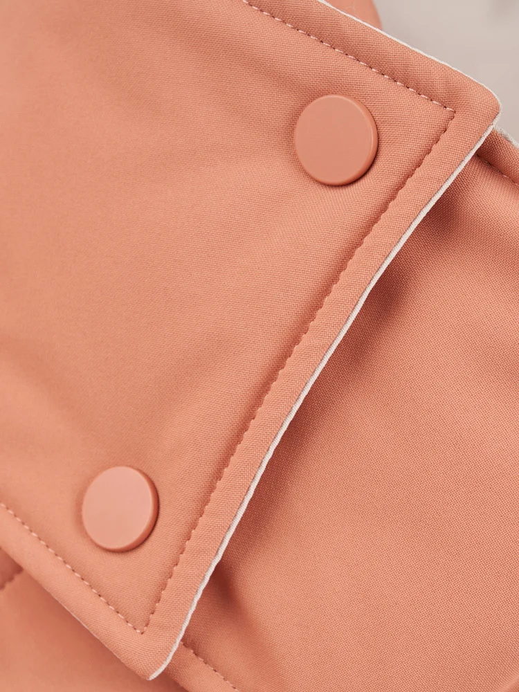 Женская куртка BOSIDENG со съемным капюшоном на 90% белом утином пуху облегающее