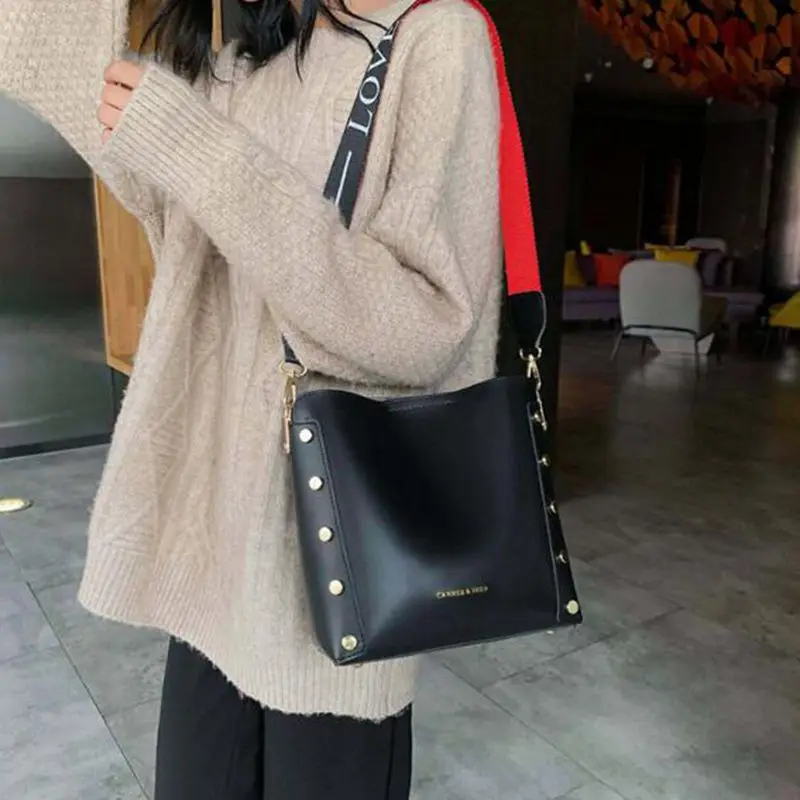 

2020 PU Leather Crossbody Bags for Women Luxury Handbags Bucket Female Larger Capacity Shoulder Messenger Bags Girls Casual Tote