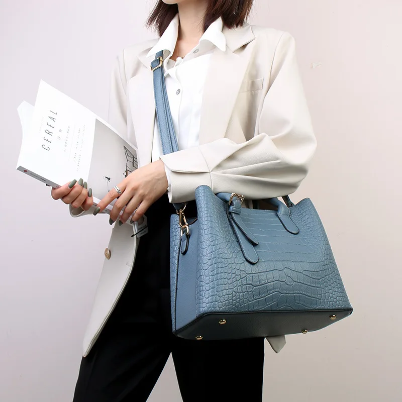 

THREEPEAS Women Luxury Crocodile Style Shoulder Messenger Cross Body Designer For Women 2021 Bags High Quality Bags