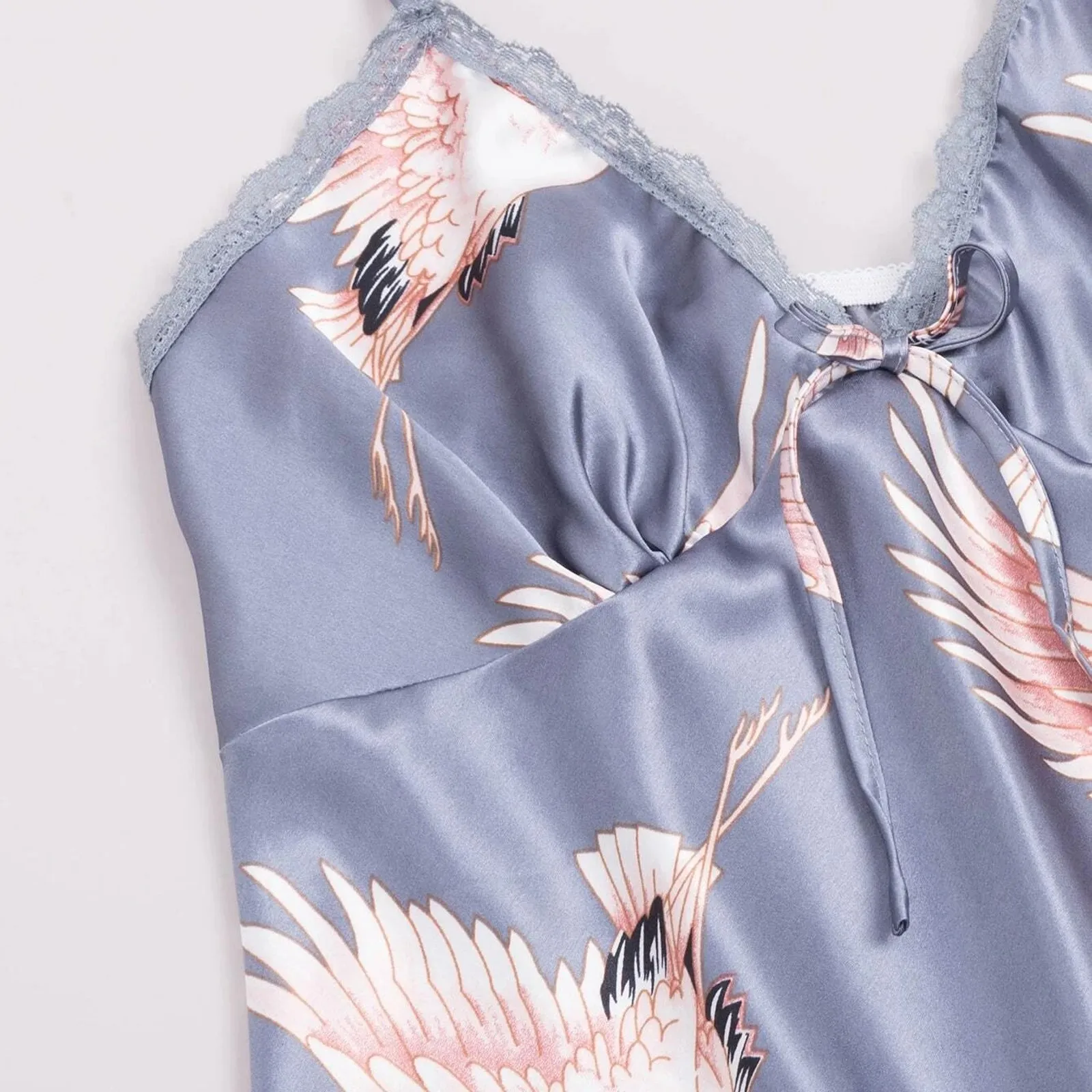 

Satin Silk Pajamas Women Nightdress Lingerie Robes Underwear Sleepwear Sexy Babydoll Sleepwear Nightdress Sexy Pajamas Set 3PC