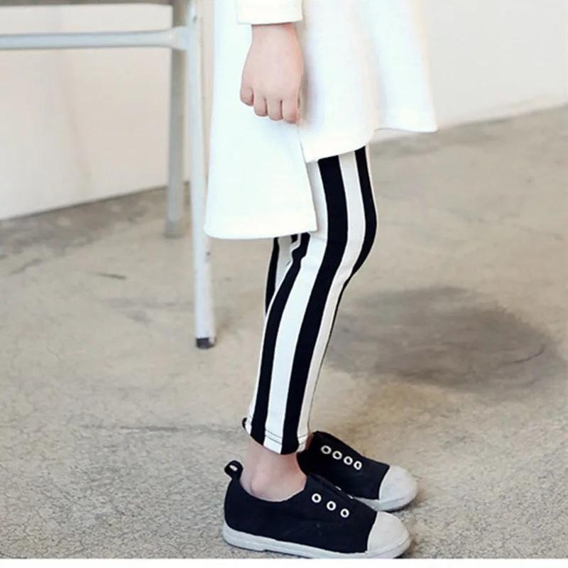 Комплект детской одежды для девочек весенние комплекты белая рубашка с рисунком