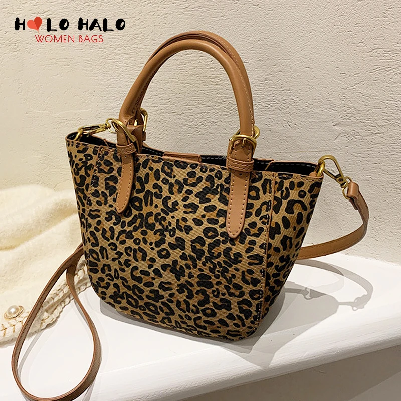 

Retro Female Plush Shoulder Bags Fashion Purses and Handbags Casual Ladies Leopard Crossbody Bags High Quality Desiger Bag 2021