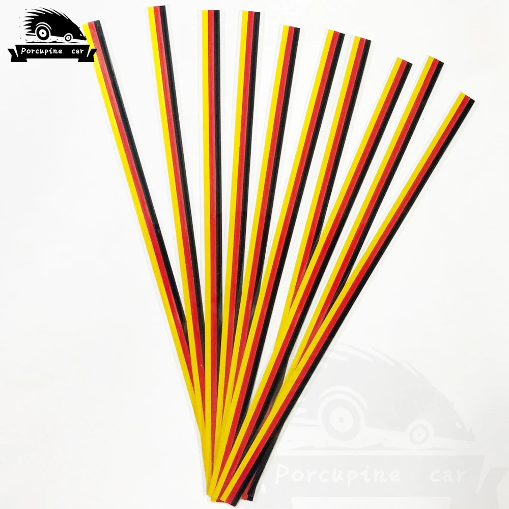 Наклейка на решетку радиатора зеркала заднего вида 4 шт. в спортивную полоску для