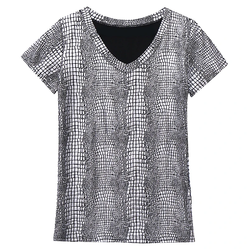 

In the summer of 2021, women's V-neck short sleeve T-shirt, street style, tight, fashionable, with shiny snake pattern