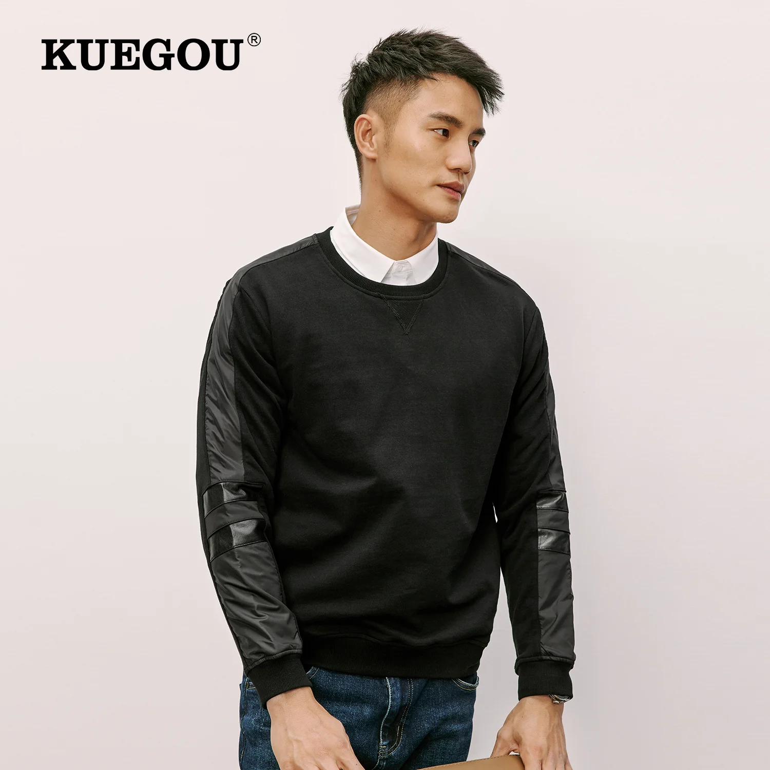 

KUEGOU 2022 Spring 100% Cotton Plain Solid Black Sweatshirt Men Crewneck Slim Fashion Male Streetwear Plus Size Clothing 9521