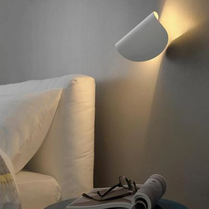 

Modern LED Iron Art Rotating Wall Lights Lighting Nordic Loft Deco Wall Lamp Living Room Restaurant Aisle Bedroom Light Fixtures