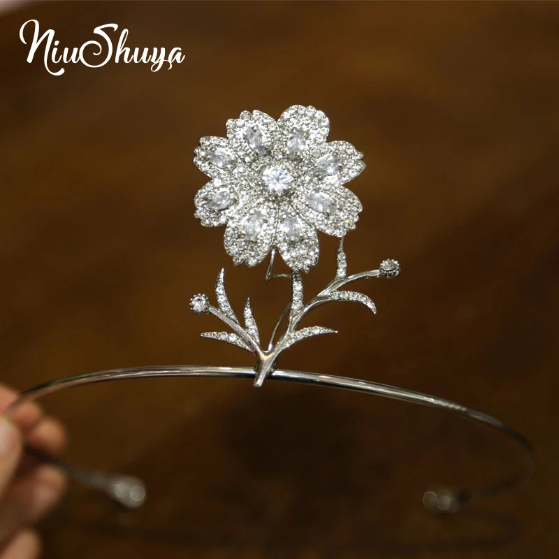 

NiuShuya Fashion Cubic Zirconia Bridal Crowns and Tiaras Rhinestones Camellia Flower Wedding Hair Jewelry Accessories for Brides