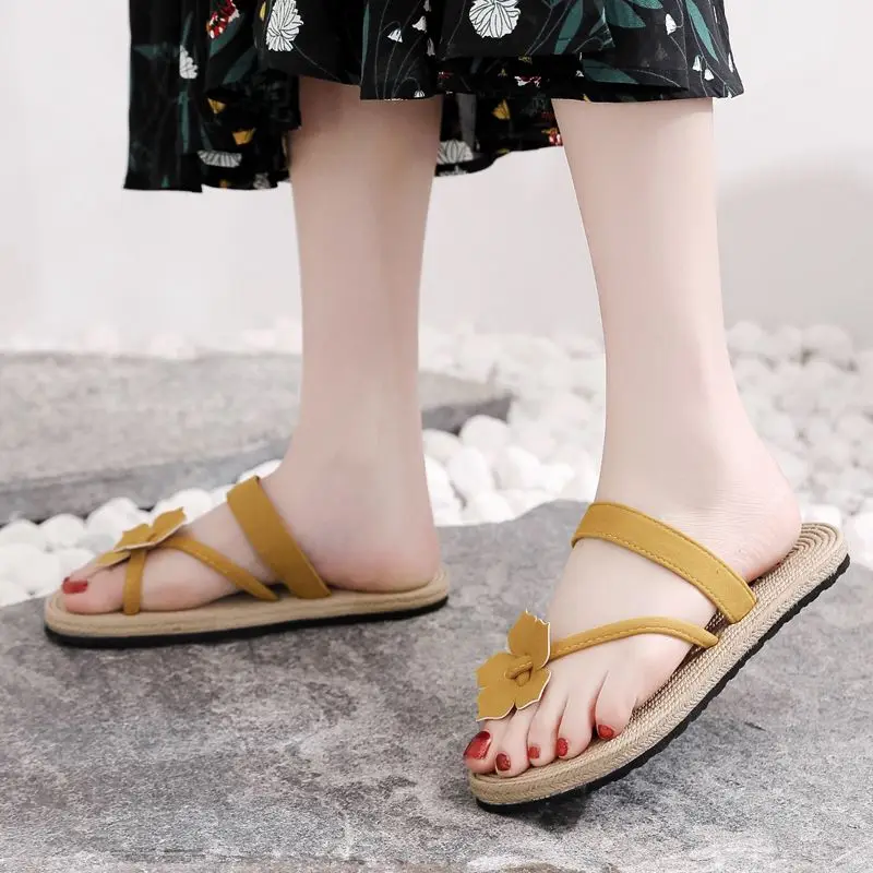 

Flower Women Flat Flip Flops Soft Pink Black Yellow Ladies Slippers and Sandals Flat Bottoms Womens Shoes Women Comfort Slippers