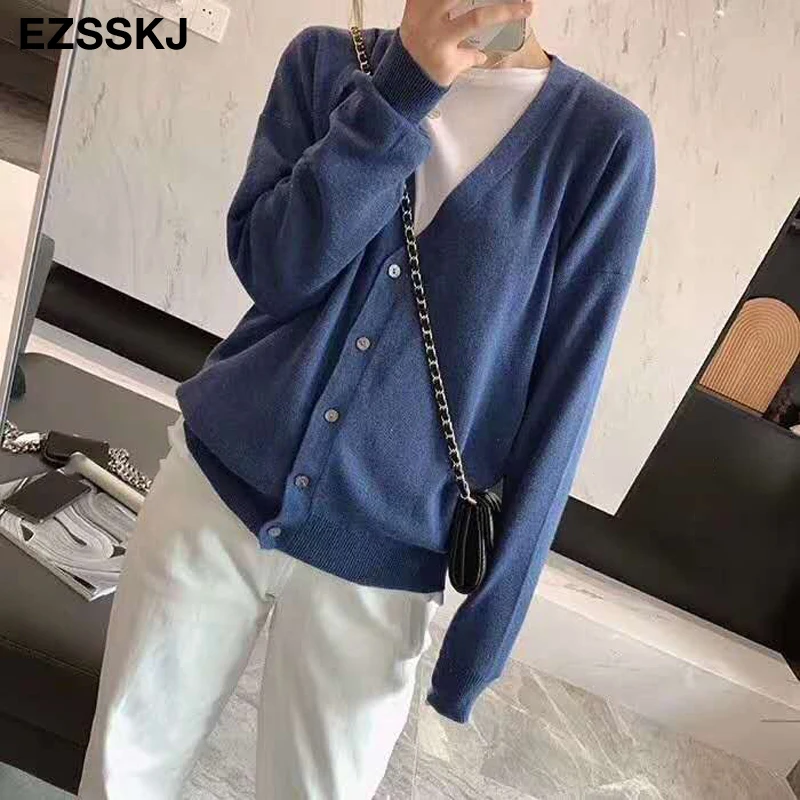 Оверсайз с v-образным вырезом однотонный свободный свитер вязаный кардиган