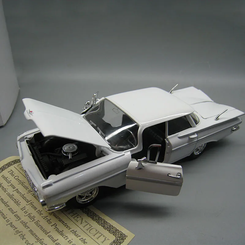 1/32 винтажная 1959 Импала белая классическая модель автомобиля игрушечная