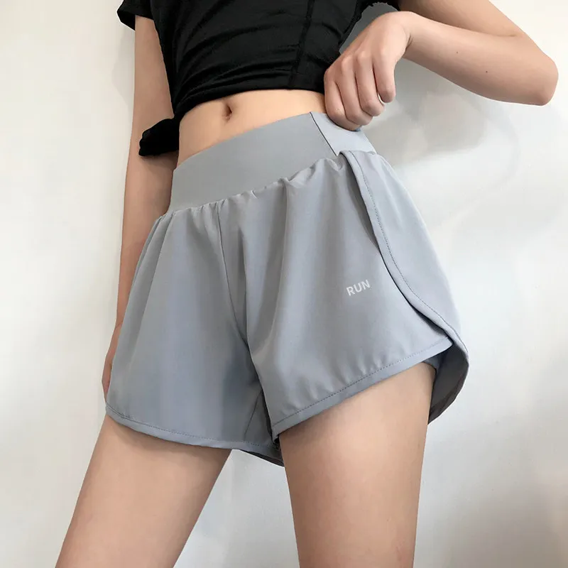 

Sports Shorts Female Anti-Exposure jian shen ku Casual Loose High-waisted Quick-Drying Slit Running Outer Wear Yoga Pants Summer