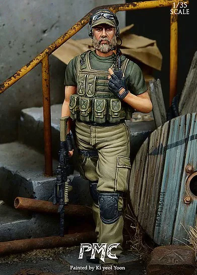 

1/35 Resin Soldier Figure model kits self-assembled GC35004