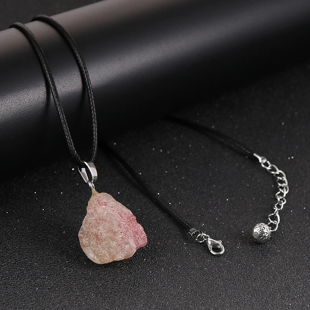 Женское и мужское ожерелье с натуральным турмалиновым неровным кулоном