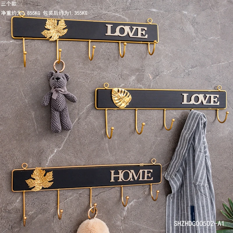 

Creative and Slightly Luxury Wall Decorations Hook Entrance Hallway Key Storage Rack Punch-Free Wall Hanger Retro leaf shape