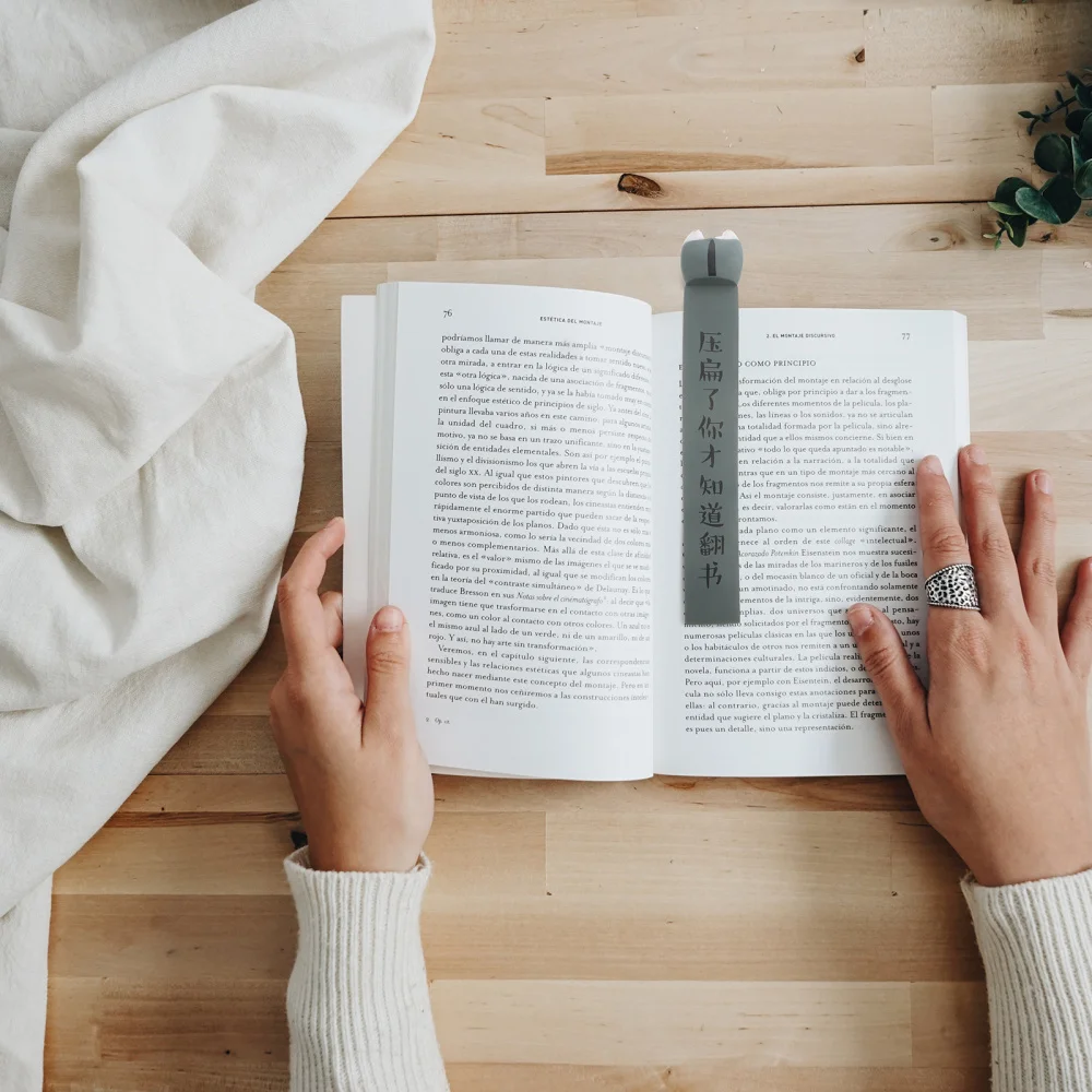 

1pc Cartoon Animal Butt Bookmarks Bookmarks Students Reading