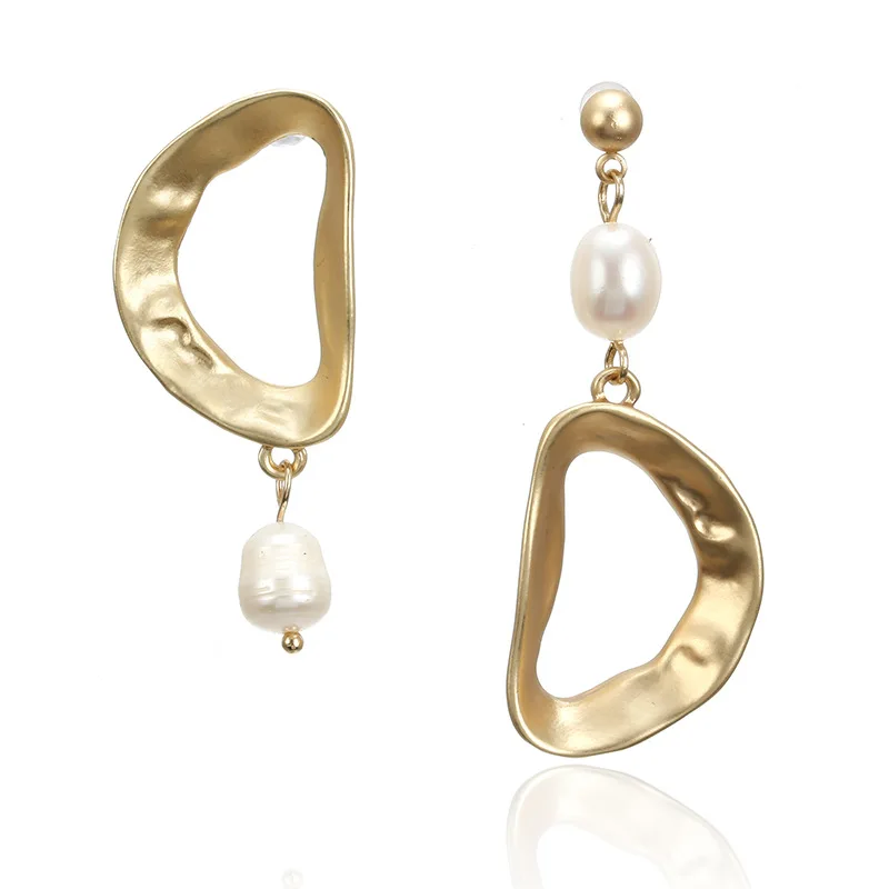 

1Pair Hot Metal Pearl Ear Post Stud Earrings For Women Jewelry Matt Gold Color Circle Imitation Pearl Romantic Jewelry For Women