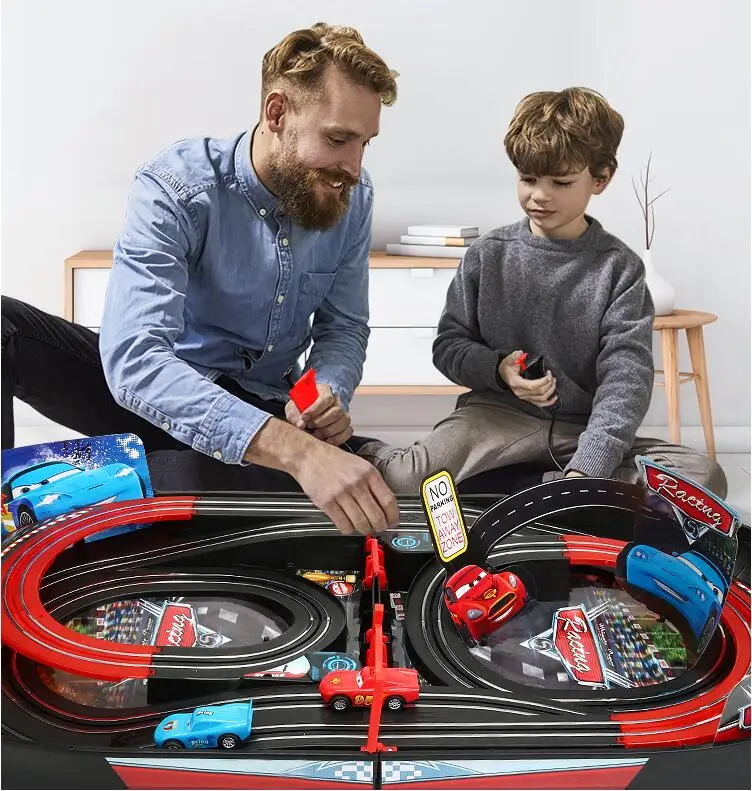 Мальчики рельс гоночный автомобиль Молния Маккуин Игрушка Дети дистанционного