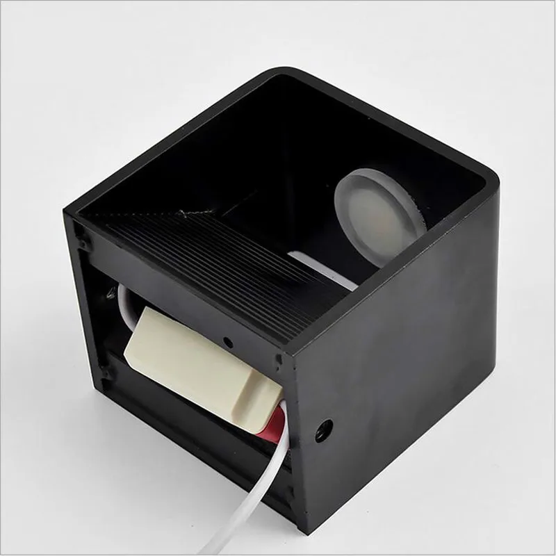 Современный светодиодный настенный светильник s квадратный комнатный бра 90 260V