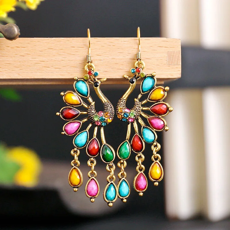 

National Style Retro Fashion Peacock Diamond Earrings set in Europe and the United States exaggerated alloy texture long earring